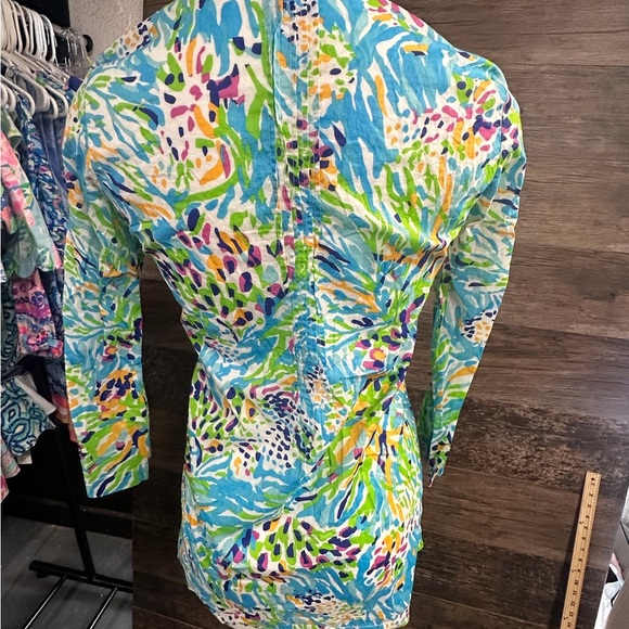 Lilly Pulitzer Blue and Yellow Graphic Embellished Tropical Print Blouse Small - Picture 6 of 9